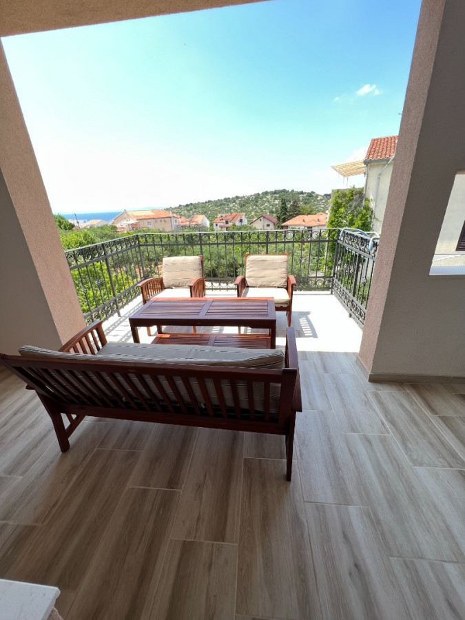 Äußeres, Villa Mila mit Pool, Murter, Dalmatien, Kroatien Murter