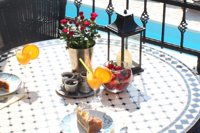 Äußeres, Villa Mila mit Pool, Murter, Dalmatien, Kroatien Murter